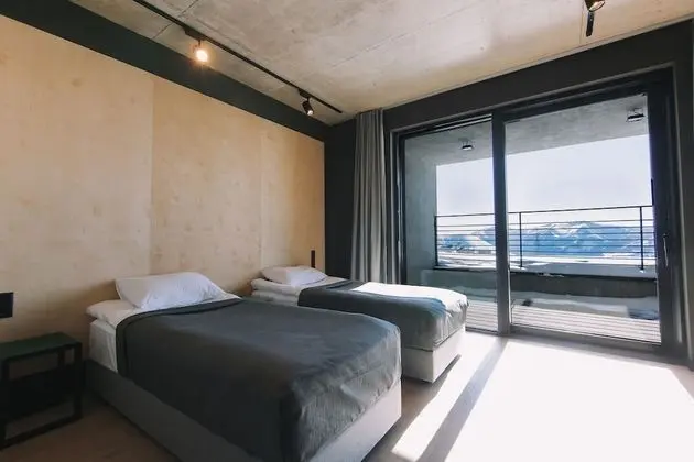 Comfort Tek Büyük veya İki Ayrı Yataklı Oda