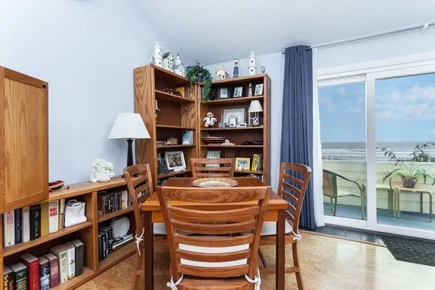 Daire (Quail Hollow B2-1U)