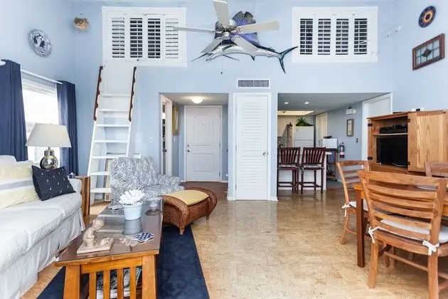 Daire (Quail Hollow B2-1U)