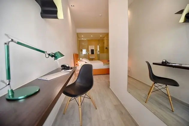 Comfort Tek Büyük veya İki Ayrı Yataklı Oda