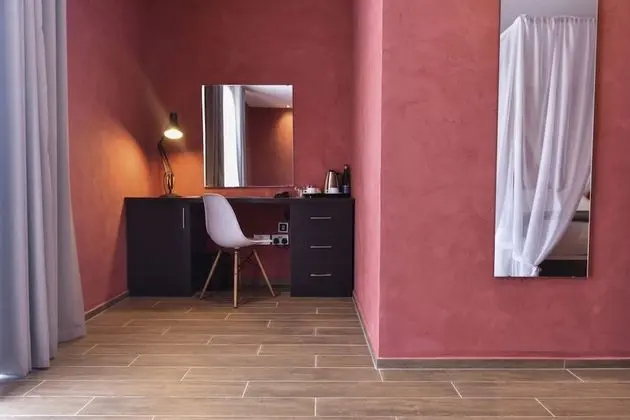 Comfort Tek Büyük veya İki Ayrı Yataklı Oda