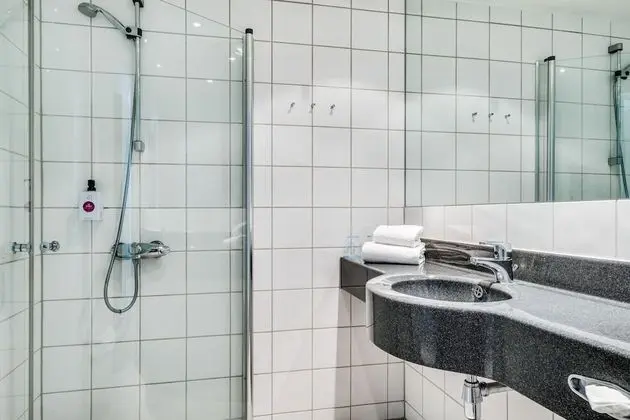 Standard Oda, 1 Büyük (Queen) Boy Yatak, Sigara İçilmez