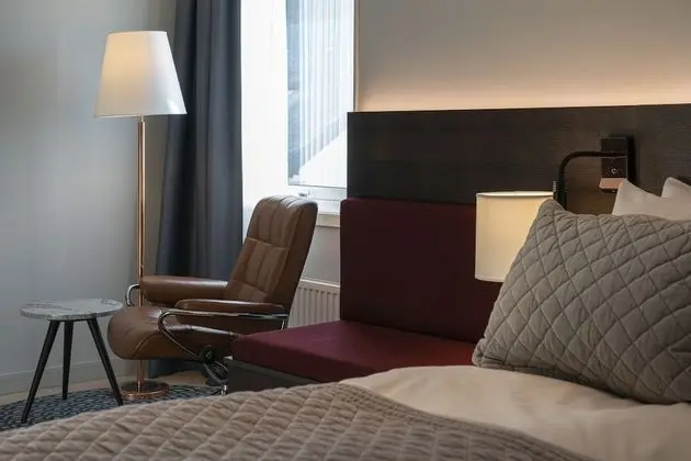 Standard Double or Twin Room Twin Beds