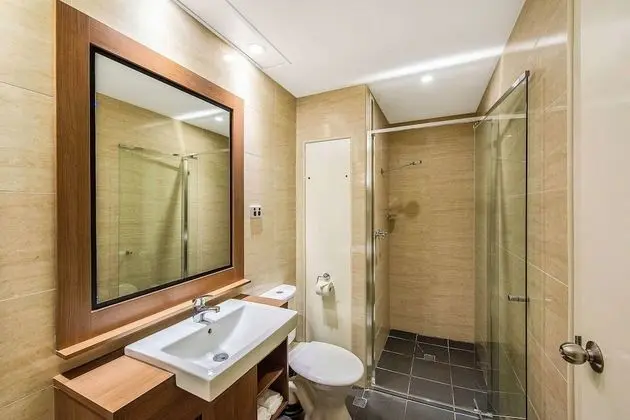 Premium Tek Büyük Yataklı Oda