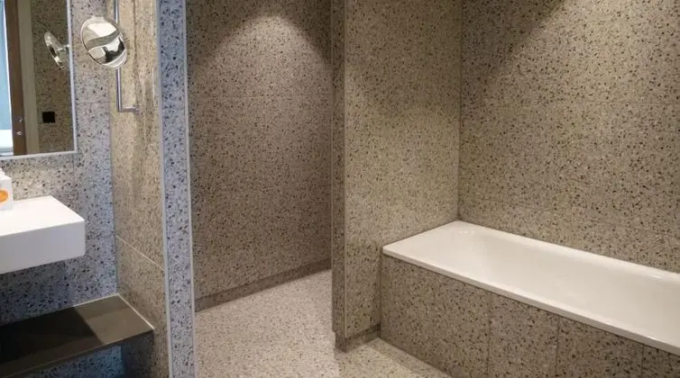 Süit, 1 Çift Kişilik Yatak ve Çekyat, Sigara İçilmez