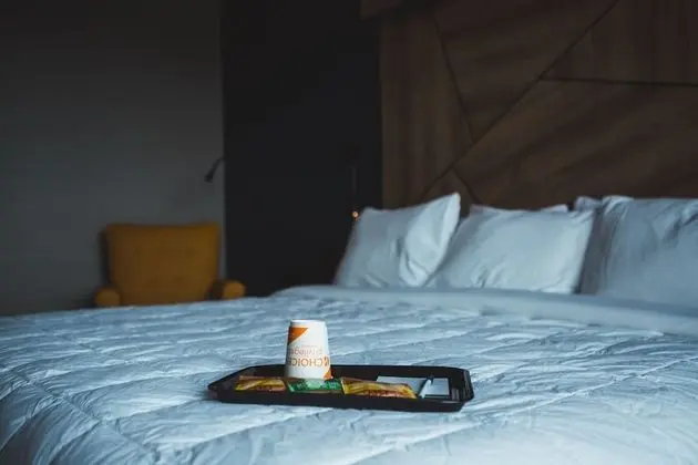 Oda, 1 En Büyük (King) Boy Yatak, Engellilere Uygun, Sigara İçilmez