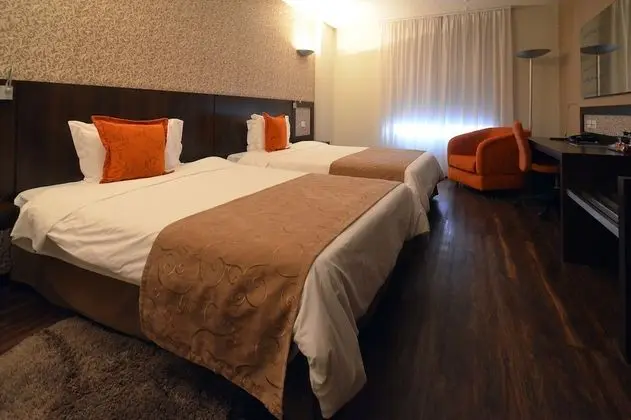 Deluxe İki Ayrı Yataklı Oda