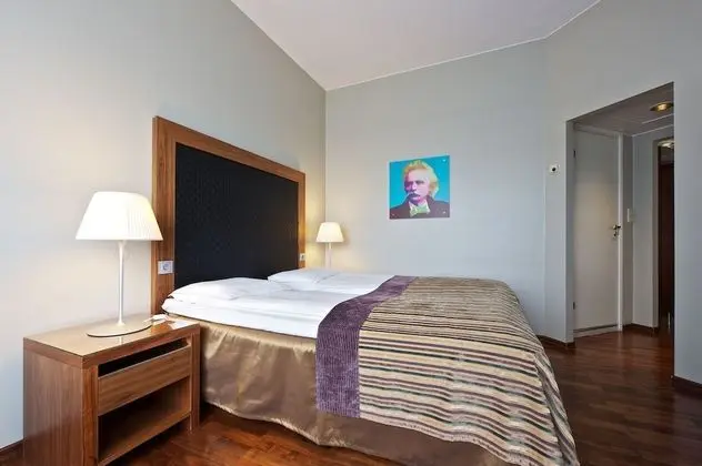 Superior Oda, Sigara İçilmez