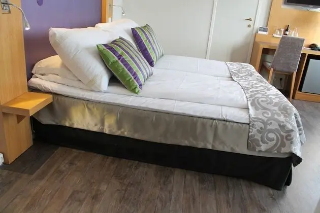 Standard Oda, 1 Çift Kişilik Yatak, Sigara İçilmez