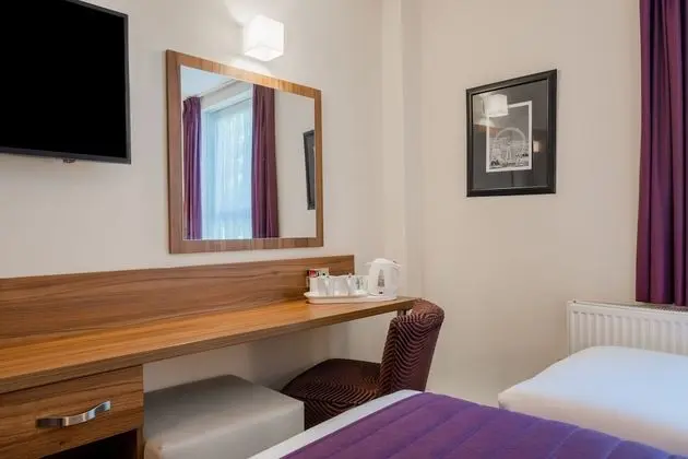 Standard Room, 3 Single Beds