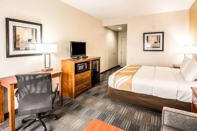 Standard Oda, 1 En Büyük (King) Boy Yatak, Sigara İçilebilir