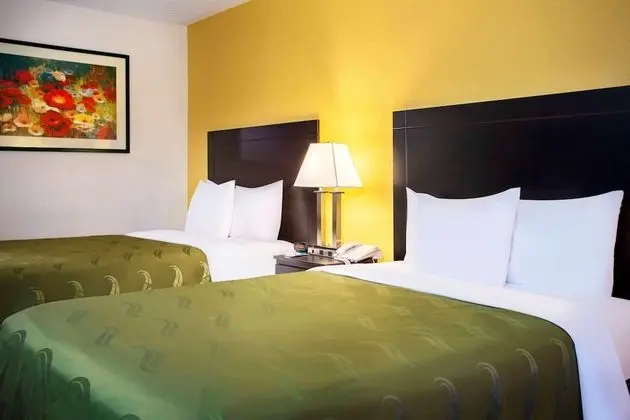 2 Double Beds, Nonsmoking, Upgrade