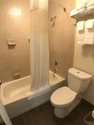 2 Double Beds, Nonsmoking, Upgrade