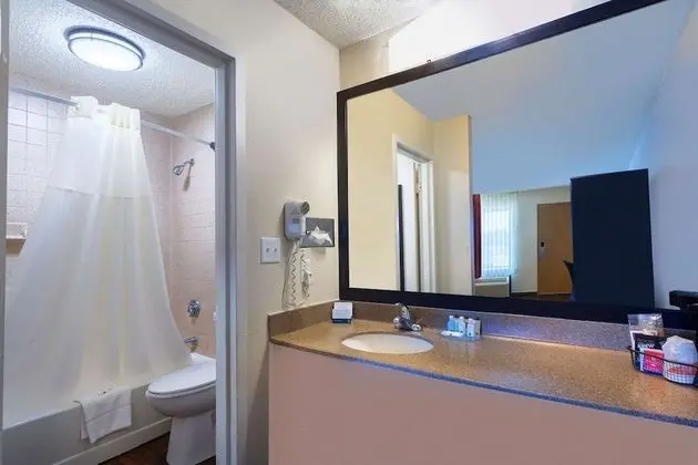 2 Double Beds, Nonsmoking, Upgrade
