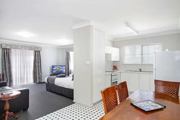 Apart Daire, Teras (Self Contained)
