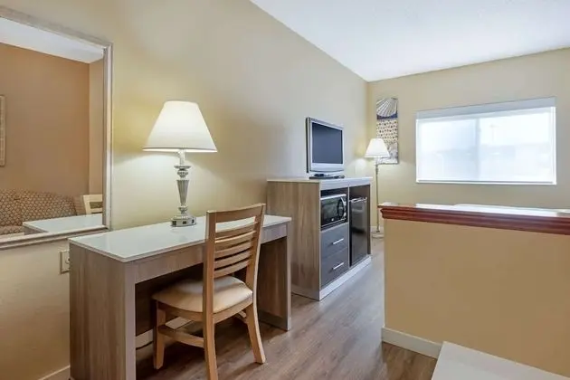 Süit, 1 Büyük (Queen) Boy Yatak, Sigara İçilmez