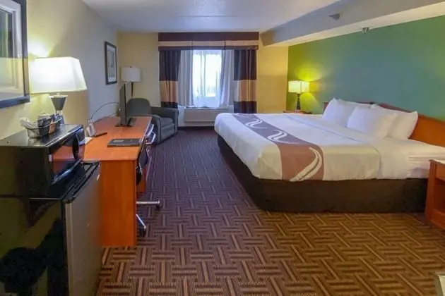1 King Bed with Jetted Tub/ Non-Smoking