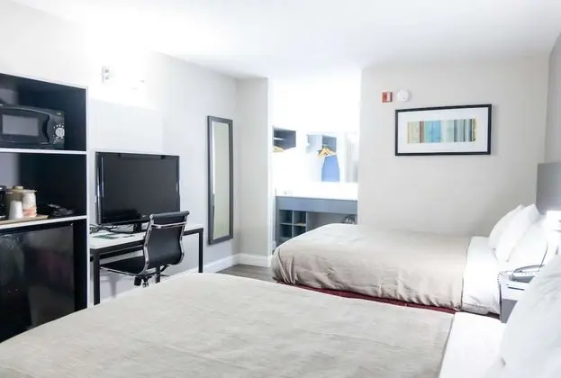 Oda, 2 Çift Kişilik Yatak, Engellilere Uygun, Sigara İçilmez