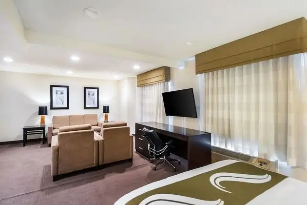 Süit, 1 En Büyük (King) Boy Yatak ve Çekyat, Sigara İçilmez