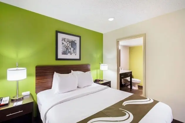 Süit, 1 En Büyük (King) Boy Yatak ve Çekyat, Sigara İçilmez