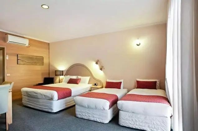Standard, 1 Double, 2 Singles, ground floor