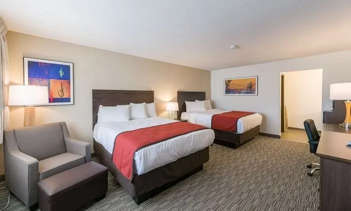 Tek Büyük Yataklı Oda, 2 Büyük (Queen) Boy Yatak, Engellilere Uygun, Özel Banyo