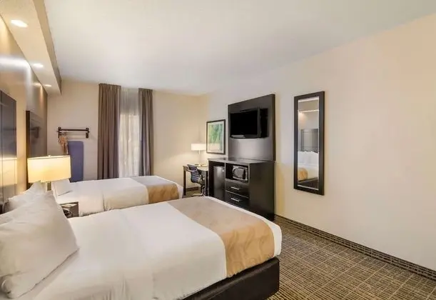 Oda, 2 Çift Kişilik Yatak, Sigara İçilmez (Pet Friendly)