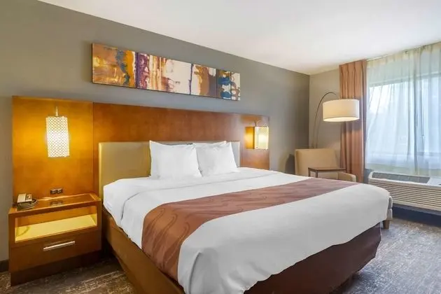 Oda, 1 En Büyük (King) Boy Yatak, Engellilere Uygun, Sigara İçilmez