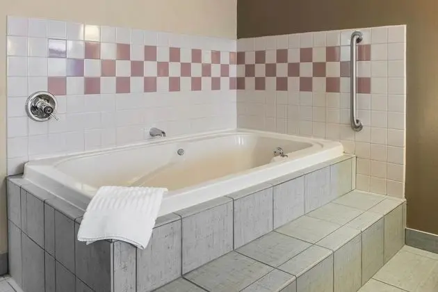 Standard Oda, 1 En Büyük (King) Boy Yatak, Sigara İçilmez