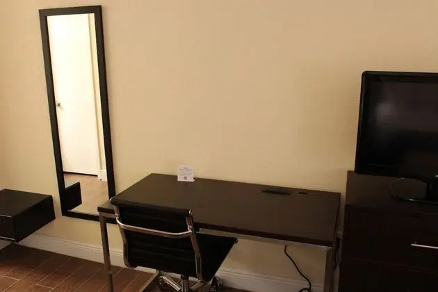 Premium King Room