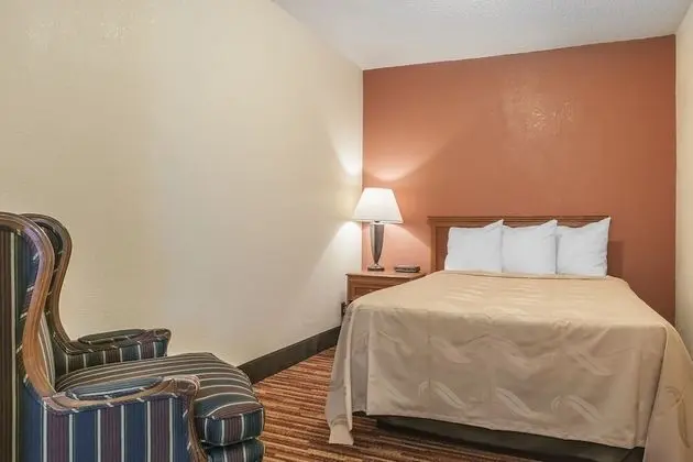 1 Double Bed, Suite, Nonsmoking, Upgrade