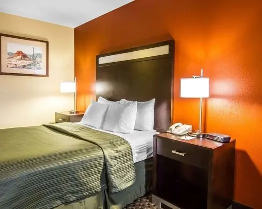 Standard Oda, 1 Büyük (Queen) Boy Yatak, Sigara İçilmez (Exterior, Pet Friendly, 2nd Floor)