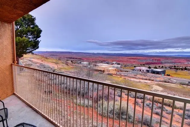 Standard Room, 2 Queen Beds, Balcony, Non Smoking With Mountain View