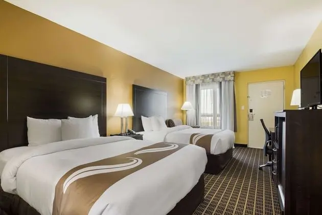 Standard Oda, 2 Büyük (Queen) Boy Yatak, Sigara İçilebilir