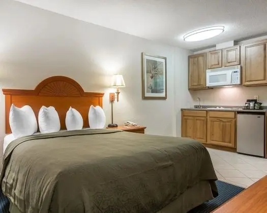 Standard Oda, 2 Büyük (Queen) Boy Yatak, Sigara İçilebilir