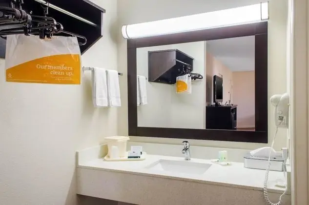 Süit, 1 En Büyük (King) Boy Yatak, Sigara İçilmez