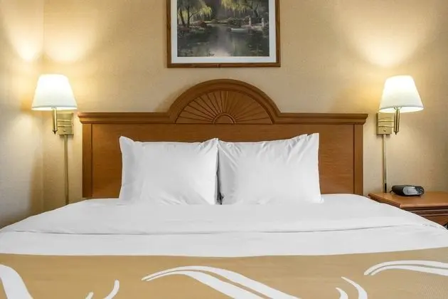 Standard Oda, 1 En Büyük (King) Boy Yatak, Sigara İçilmez