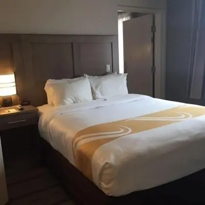 Standard Oda, 1 Büyük (Queen) Boy Yatak, Sigara İçilmez
