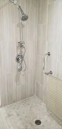 Oda, 2 Çift Kişilik Yatak, Engellilere Uygun, Sigara İçilmez