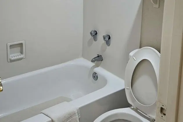 Standard Oda, 1 En Büyük (King) Boy Yatak, Sigara İçilebilir