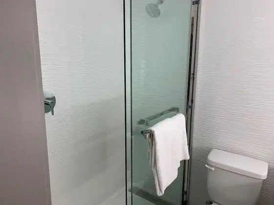 Standard Oda, 1 En Büyük (King) Boy Yatak, Sigara İçilmez
