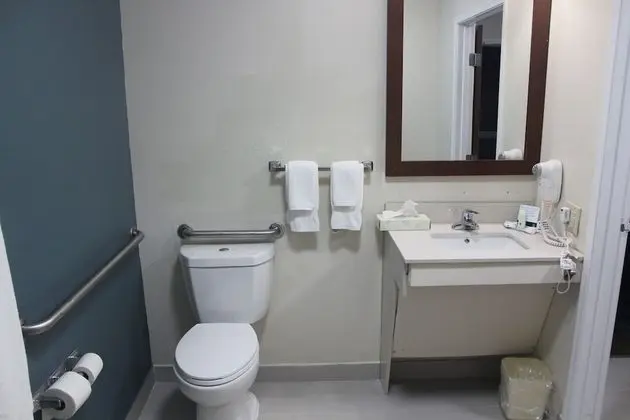 Oda, 1 Çift Kişilik Yatak, Engellilere Uygun, Sigara İçilmez