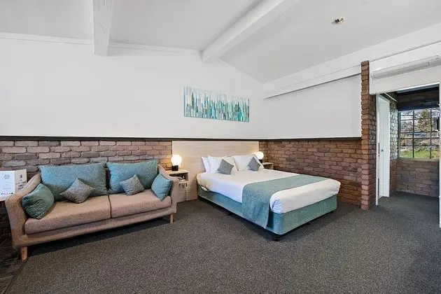 Superior Queen Suite
