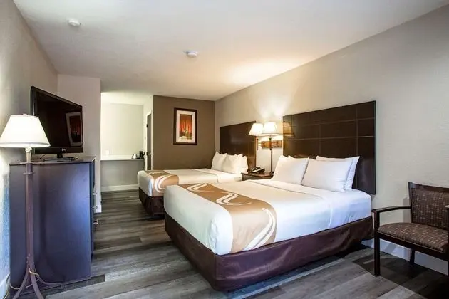 Standard Oda, 2 Büyük (Queen) Boy Yatak, Sigara İçilmez