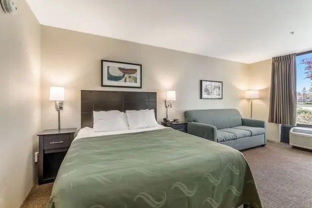 Standard Oda, 1 Büyük (Queen) Boy Yatak ve Çekyat, Sigara İçilmez