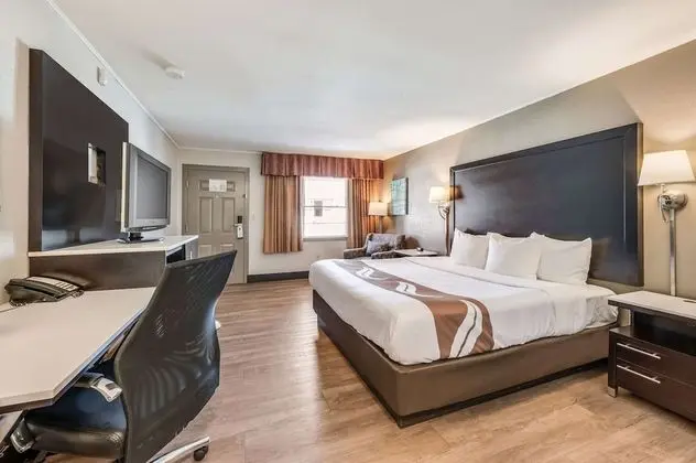 Exterior Standard Room, 1 King Bed, Non Smoking, Annex Building