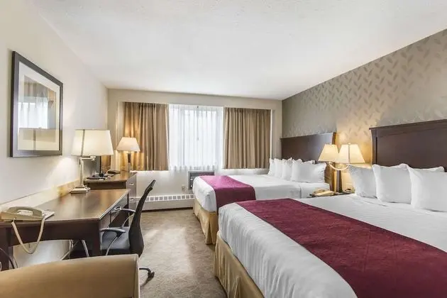 2 Queen Beds, Efficiency, Non Smoking
