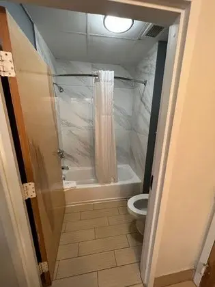 Standard Tek Büyük Yataklı Oda, 2 Çift Kişilik Yatak, Sigara İçilmez, Buzdolabı ve Mikrodalga