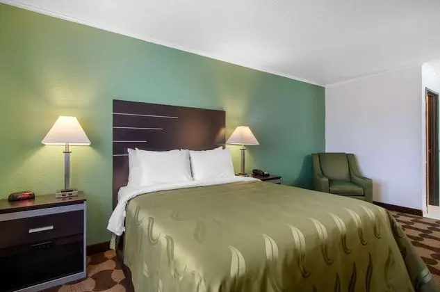 Standard Oda, 1 Büyük (Queen) Boy Yatak, Sigara İçilmez