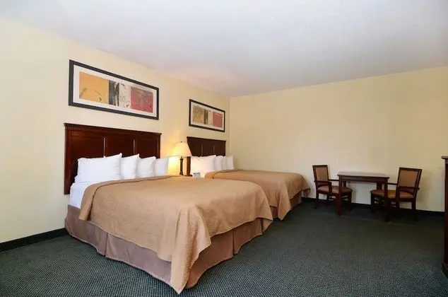 Two Queen Beds Non Smoking